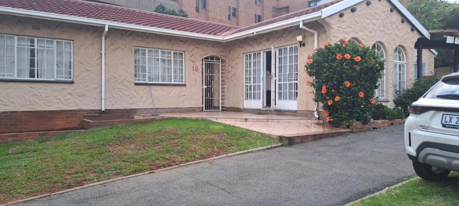 Snooze Guesthouse Roodepoort Exterior photo